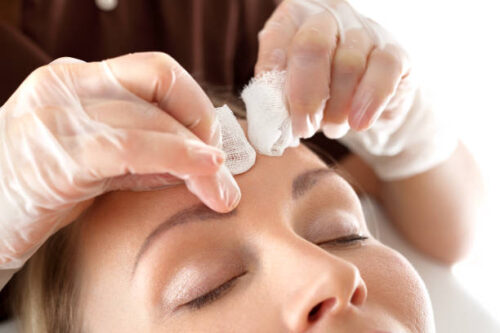 Playa del Carmen deep facial skin treatment by certified esthetician Skinbar by Andrea Zuñiga